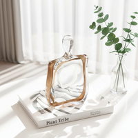 Statue en verre soufflé à la main Flolenco, style moderne de luxe, avec des rayures dorées, sculpture abstraite humaine en verre, ornement pour la maison, décoration d'hôtel
