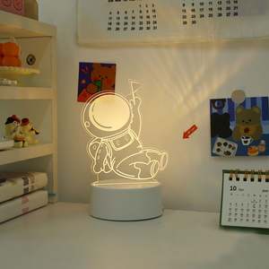Lámpara de Mesa con Ilusión 3D, Decoración del Hogar, Personajes de Dibujos Animados, Regalos para Niños, Luz Nocturna Acrílica con Diodo Emisor de Luz de <span class=keywords><strong>Astronauta</strong></span> - Product Image 1
