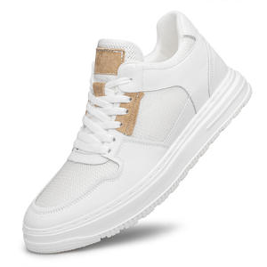 Zapatillas Blancas de Hombre de Primavera, con Aumento de Altura Invisible, Diseño Casual de Cuero con Malla, Estilo Coreano, Modernas y Versátiles - Product Image 3