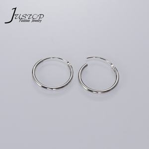 Pendientes de Aro Redondos de Plata de Ley 925 con Baño de Rodio de Alta Calidad para Mujer - Product Image 1