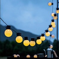 Guirlande lumineuse extérieure étanche à 30 ampoules LED solaire G50 pour patio de Noël Guirlande décorative de mariage Lumière de paysage