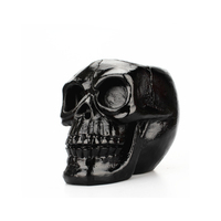 Porte-stylo en résine noire en forme de crâne pour l'organisation des articles de papeterie, porte-pinceaux de maquillage en résine pour un cadeau d'Halloween d'horreur