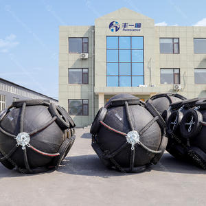 Fender pneumatique marin de type cylindre flottant Yokohama certifié ISO pour navire-citerne / <span class=keywords><strong>ferry</strong></span> rapide - Product Image 4