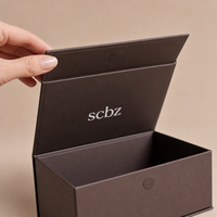 Luxuriöse Maßgefertigte Geschenkverpackungsbox mit Logodruck und Bandverschluss Elegante Hartkarton-Schachtel