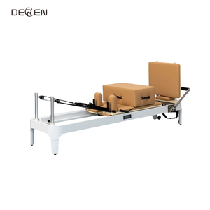 La Mejor Máquina de Pilates Reformer con Barra Ajustable para Pies, Color Blanco y Negro Personalizable, Reformer de Aluminio para Estudio - Product Image 2