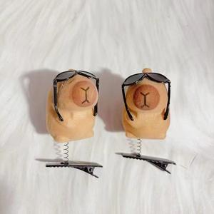 Épingles à cheveux Kawaii Capybara de style drôle de vente en gros d'épingles à cheveux de filles en peluche 3D de printemps de personnage d'<span class=keywords><strong>anime</strong></span> de dessin animé - Product Image 2