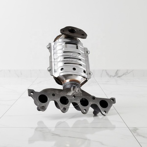 Convertitore Catalitico OEM/ODM di Alta Qualità SQS con Collettore di Scarico per Hyundai Accent 1.6L 2006-2011 - Product Image 1