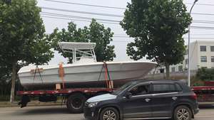 YAMANE Yacht 28ft Bateau Plaisance en Fibre de Verre de Haute Qualité à Vente Chaude avec Console Centrale et T-Top - Product Image 2