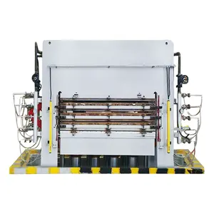 Machine de presse à chaud pour panneaux et portes en bois