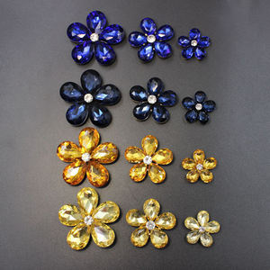 Lan Guang damla şekli <span class=keywords><strong>Protein</strong></span> beş Petal çiçek cam kristal Rhinestones DIY ayakkabı çiçek dekorasyonu aksesuarları - Product Image 3