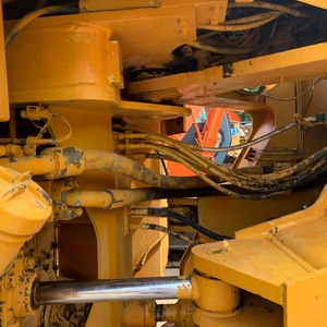 Chargeuse sur pneus Caterpillar 980F d'occasion à bas prix, capacité nominale de 8 tonnes, moteur hydraulique, boîte de vitesses, pompe, importée CE/EPA, à vendre - Product Image 5
