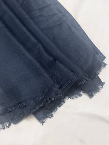 Foulards en modal doux élégants sur mesure, enveloppes légères, respirantes et luxueuses pour tous les jours et les occasions. Idéal pour cadeau - Product Image 2