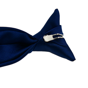 Corbata con logotipo bordado personalizado, corbata con clip bordada a máquina, corbata preatada de grogrén azul marino con agujeros <span class=keywords><strong>para</strong></span> botones, corbata fácil de quitar - Product Image 4