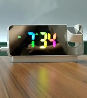 Elektrische Deckenprojektion LED-Wanduhr 7,3 Zoll Großbildschirm Modernes Design Schlummerfunktion USB-Ladefunktion Indoor LUMINOVA