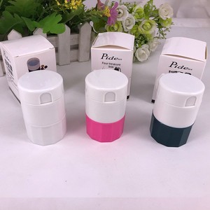 Coupe-pilules portable de qualité alimentaire avec <span class=keywords><strong>boîte</strong></span> de rangement pour la maison, la <span class=keywords><strong>pharmacie</strong></span>, les bébés et les personnes âgées, pour couper les médicaments, en sachet OPP - Product Image 1