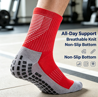 Chaussettes de sport antidérapantes personnalisées OEM avec soutien de la voûte plantaire et coussinets pour la gym, le yoga et le Pilates