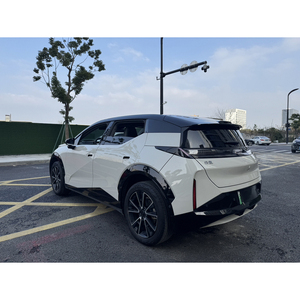 Auto Usado Guazi 2023 Zeekr X, Bajo Kilometraje, Eléctrico, Automático, SUV, Volante a la Izquierda, para Desplazamientos Urbanos Inteligentes, 5 Asientos - Product Image 3