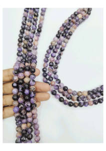 Cuentas espaciadoras redondas de charoita natural y ágata Mirani de Rajastán, temática de amor - Product Image 2