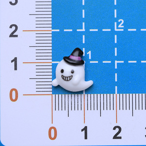 DIY resina Halloween caja del teléfono basura agujero zapatos zapato hebilla accesorios adornos cabeza cuerda dibujos animados pequeño fantasma de Halloween - Product Image 6