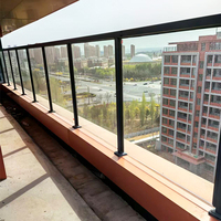 Moderner Gebogener Edelstahl 304/316 Gehärteter Verbundglas-Handlauf für Wendeltreppe Balkon Terrasse Außenbereich-Hotel