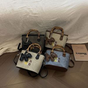 Sacs à main de luxe pour femmes, style bohème vintage, avec chaînes géométriques, fermeture éclair, bandoulière unique, design portable, résistant à l'eau - Collection 2025 - Product Image 2