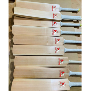 Batte de cricket en saule anglais artisanale de qualité supérieure - Conception durable et ambidextre pour les matchs de compétition avec options personnalisables - Product Image 1