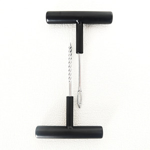 Kit de Reparación de Neumáticos Más Económico de 2 Piezas con Herramientas de Inserción con Mango en T para Motocicleta - Product Image 1