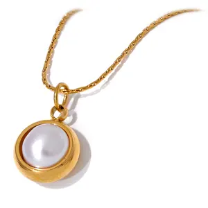 JINYOU 028 collana con ciondolo rotondo Chic in acciaio inossidabile con perle d'acqua dolce naturale 316L per le donne eleganti gioielli delicati ed eleganti