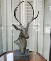 Sculpture de tête de cerf en BRONZE gravé antique, base en marbre noir naturel, décoration de table en bronze coulé haut de gamme, métal