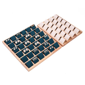 Bán Buôn Bất Bằng Gỗ Bông Tai Đồ Trang Sức Hiển Thị Bảng Nhung PU Da Khay Bên Trong Biểu Tượng Tùy Chỉnh Cổ Phiếu Bán Cửa Hàng Showcase - Product Image 1