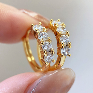 Listos para Enviar al por Mayor, Pendientes de Aro con Circonitas y Baño de Oro de 18K para Mujer - Product Image 1