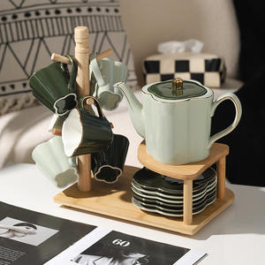 Juego de Tetera de Porcelana con Borde Dorado y Trébol de Cuatro Hojas Estilo Francés, con Infusor, Taza de Café, Platillo, Azucarera y Jarra para Leche - Product Image 3