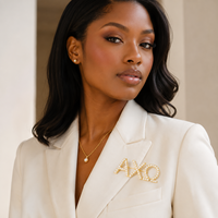 Broche en alliage avec symbole Alpha Chi Omega de la sororité grecque ACO, design personnalisé avec logo disponible, perles blanches, cadeau