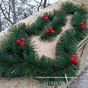 クリスマスツリー飾り卸売 赤い実 ダークグリーンリボン ティンセルガーランド - Product Image 4