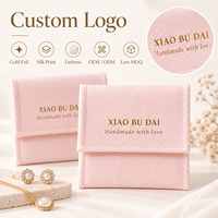 Pochette à bijoux en coton blanc avec logo personnalisé OEM ODM, petite pochette pour bijoux avec logo estampé à chaud en or pour l'emballage des bagues