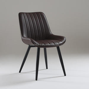Chaises de salle à manger modernes italiennes de haute qualité en cuir PU avec pieds en métal pour la maison et les restaurants - Product Image 5