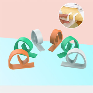 Clips de <span class=keywords><strong>nappe</strong></span> transparents transparents Clips de <span class=keywords><strong>nappe</strong></span> en plastique pinces de support de couverture de Table coupe-vent pinces porte-<span class=keywords><strong>nappe</strong></span> - Product Image 5