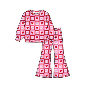 Tenue de Noël et de la Saint-Valentin pour petites filles, sweat-shirt à col rond à motif intégral, pantalon évasé élastique - Product Image 4
