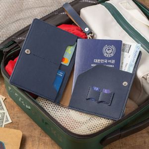 YY - Funda de Piel Sintética para Pasaporte, Tarjetero, Cartera, Funda Protectora Impermeable para Pasaporte, para Regalos - Product Image 3