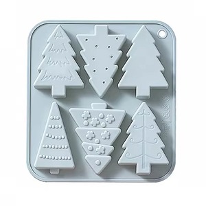 แม่พิมพ์ซิลิโคนรูปต้นคริสต์มาสและดอกไม้ 3 มิติ 6 แบบ สำหรับทำเค้ก ช็อกโกแลต สบู่ทำมือ เกรดอาหาร บรรจุในถุง - Product Image 6