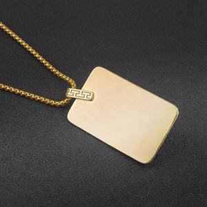 Colgante de Cabeza de León de Acero Inoxidable para Hombre, Moderno y Personalizado, con Resina Epoxi Retro, Chapado en Oro y Acero de Titanio - Product Image 3