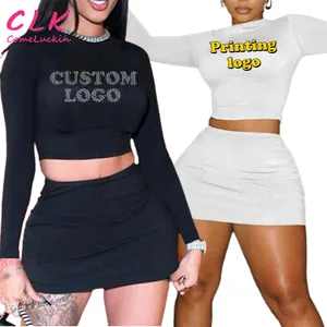 Diskon besar baru grosir rok setengah atasan lengan panjang leher bulat Logo kustom rok Mini Crop Top seksi Set 2 potong wanita kasual