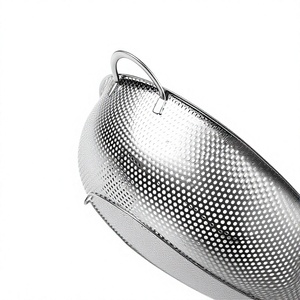 Passoire en acier inoxydable avec poignées, panier de lavage réutilisable pour légumes de cuisine - Product Image 4