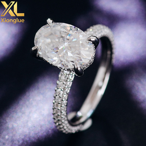 Anillo de Boda de Oro Blanco de 10k con Moissanita D VVS de Corte Hielo Ovalado Personalizado, Chapado en Oro de 18k, Engaste de Garra, 4g - Product Image 4