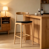 Taburete de Bar Moderno de Mediados de Siglo, de Madera de Fresno, Asiento Tapizado Negro, Respaldo Tipo Bullhorn, Distribuidor, Importador, Venta al por Mayor, con Reposapiés