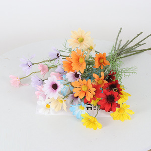 Ramo de Margaritas Artificiales Jessie, Flores de Seda Blancas y Amarillas, Decoración para Bodas y Hogar, Accesorios para Fotografía - Product Image 4