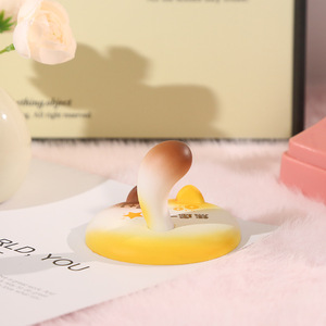 ที่วางโทรศัพท์รูปแมว วัสดุเรซิ่น ทรงวงกลม สำหรับตกแต่งโต๊ะทำงาน ของขวัญสำหรับออฟฟิศ - Product Image 4