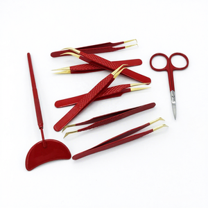 Pince à épiler pour extensions de cils volume russe, avec pointe en diamant couleur rouge poudré, embout en or 24 carats, logo personnalisé, en acier inoxydable - Product Image 3