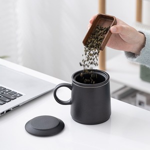 Mug en céramique mat créatif de 375 ml, design minimaliste <span class=keywords><strong>personnalisé</strong></span>, <span class=keywords><strong>tasse</strong></span> <span class=keywords><strong>avec</strong></span> couvercle, <span class=keywords><strong>infuseur</strong></span> <span class=keywords><strong>à</strong></span> thé, filtre, sans danger pour les aliments et réutilisable pour le thé - Product Image 4