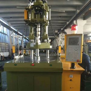 Nueva Máquina de Moldeo por Inyección de Discos de Alta Eficiencia, Pequeña, Totalmente Automática y de Precisión Vertical - Product Image 4